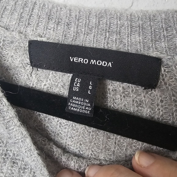 Vero Moda Alpaca Wool Blend Soft‎ Gray Crop Sweater Size L Large - Picture 6 of 12